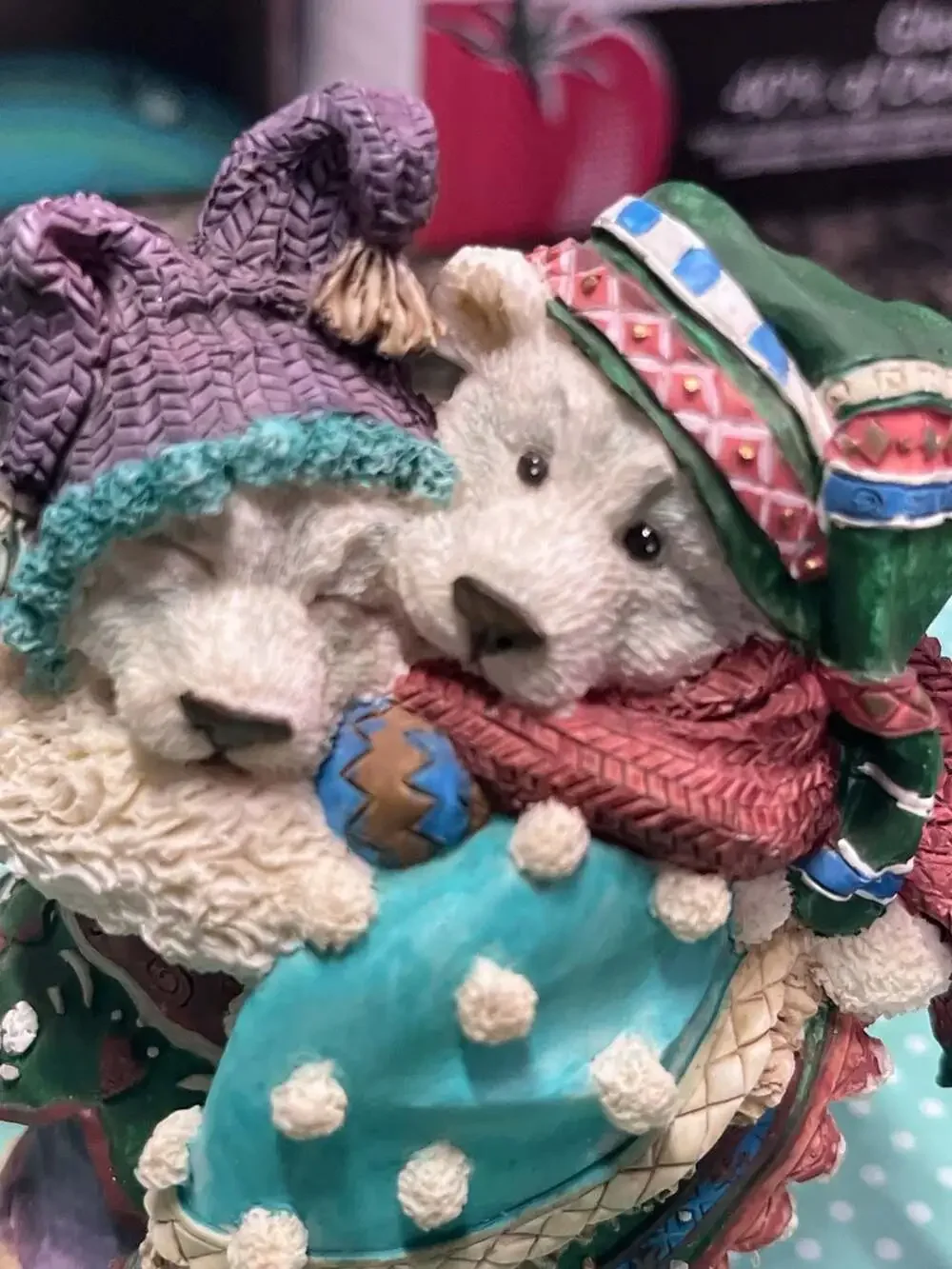 1995 Enesco Polar Kins 